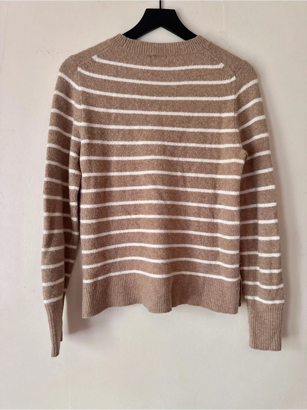 J. Crew Striped crewneck sweater in extra-soft Hthr Mushroom Ivory - Size S